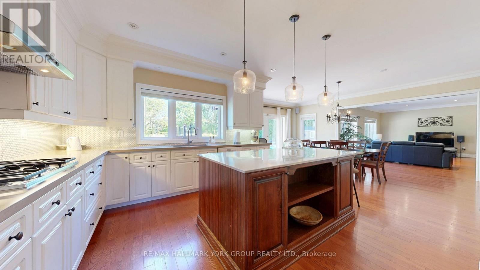400 COVENTRY HILL TRAIL - 10