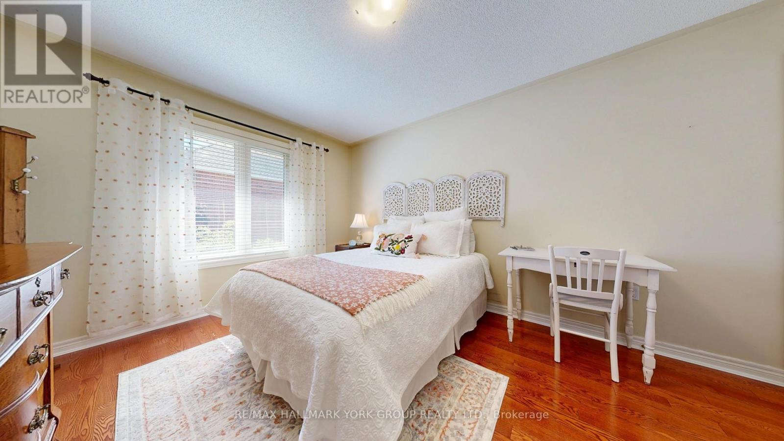 400 COVENTRY HILL TRAIL - 31