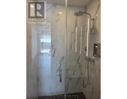 519 - 399 Royal Orchard Boulevard, Markham, ON L3T0H3 Photo 10