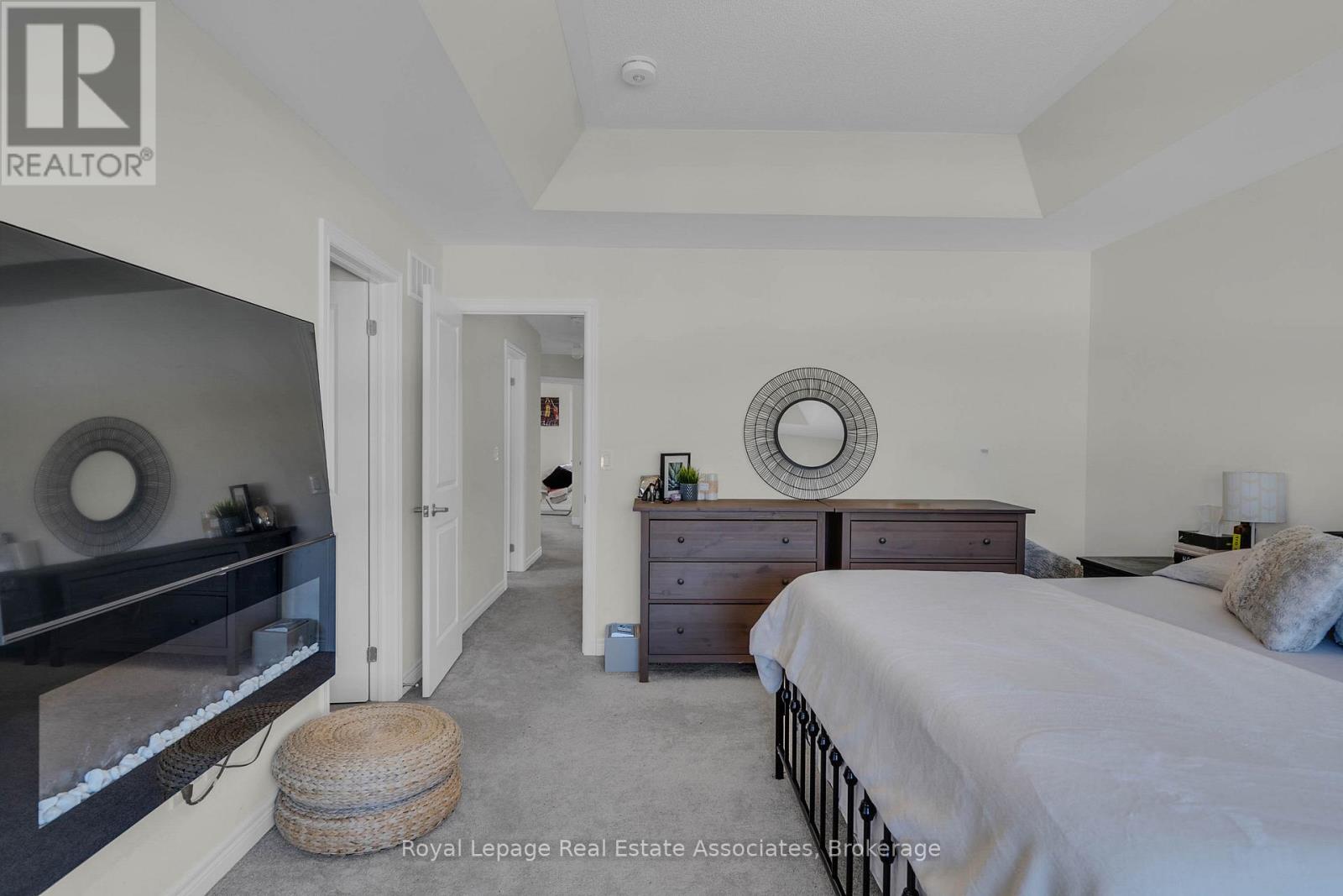 1386 DAVIS LOOP - 26