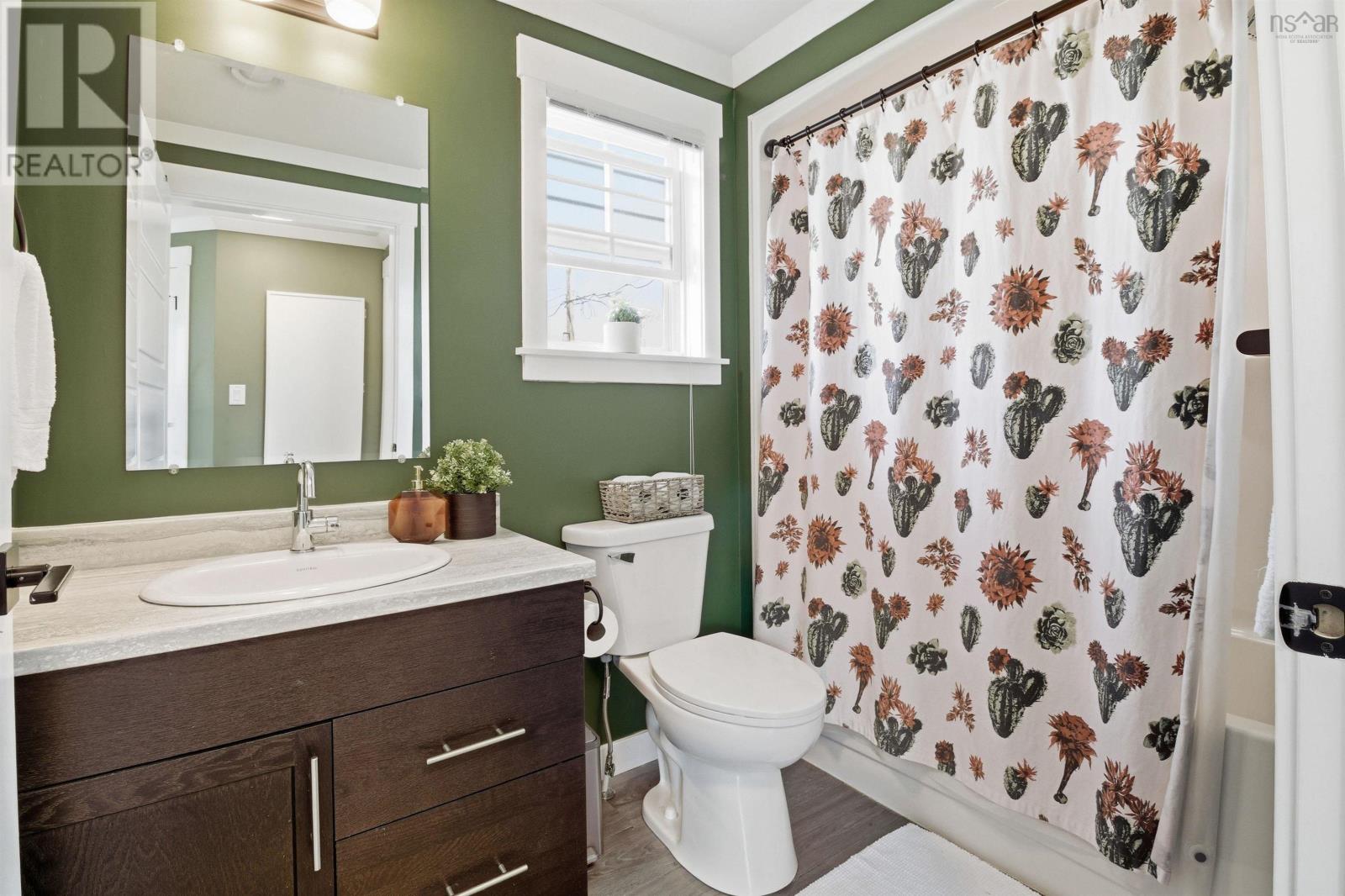 Property 31 of 37 of 11 Breeze Circle