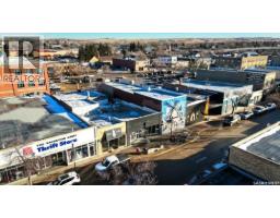 147 Central Avenue N, Swift Current, SK S9H0K9 Photo 16