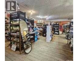 147 Central Avenue N, Swift Current, SK S9H0K9 Photo 12