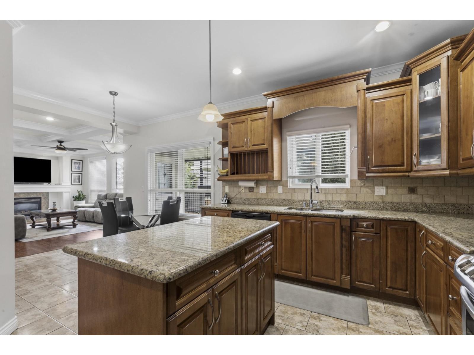 7 Bed, 5 Bath House for Sale in Surrey – 14732 71A AVENUE, Surrey - Image 16