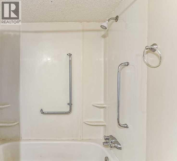 #100 2508 17 Street SW - 22