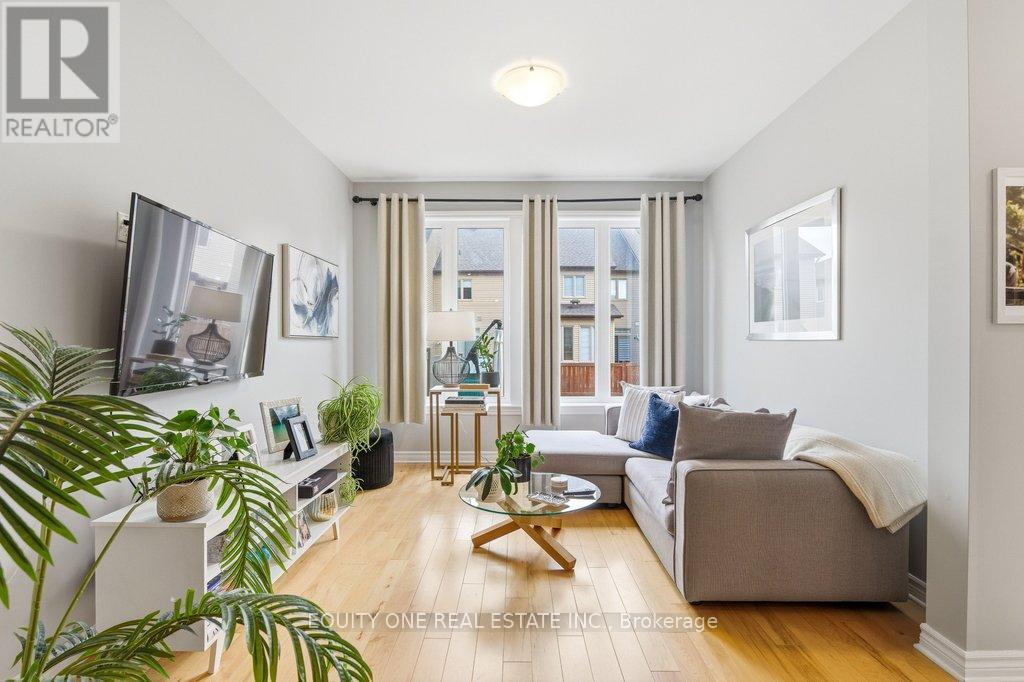 32 DUNCANVILLE STREET - 14
