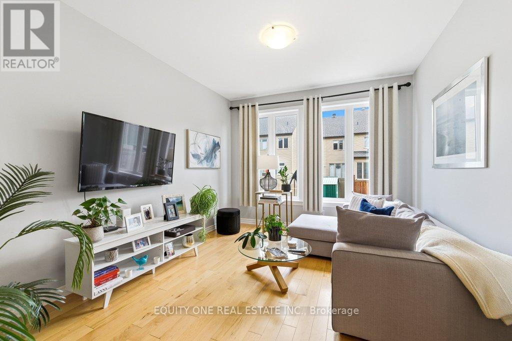 32 DUNCANVILLE STREET - 15