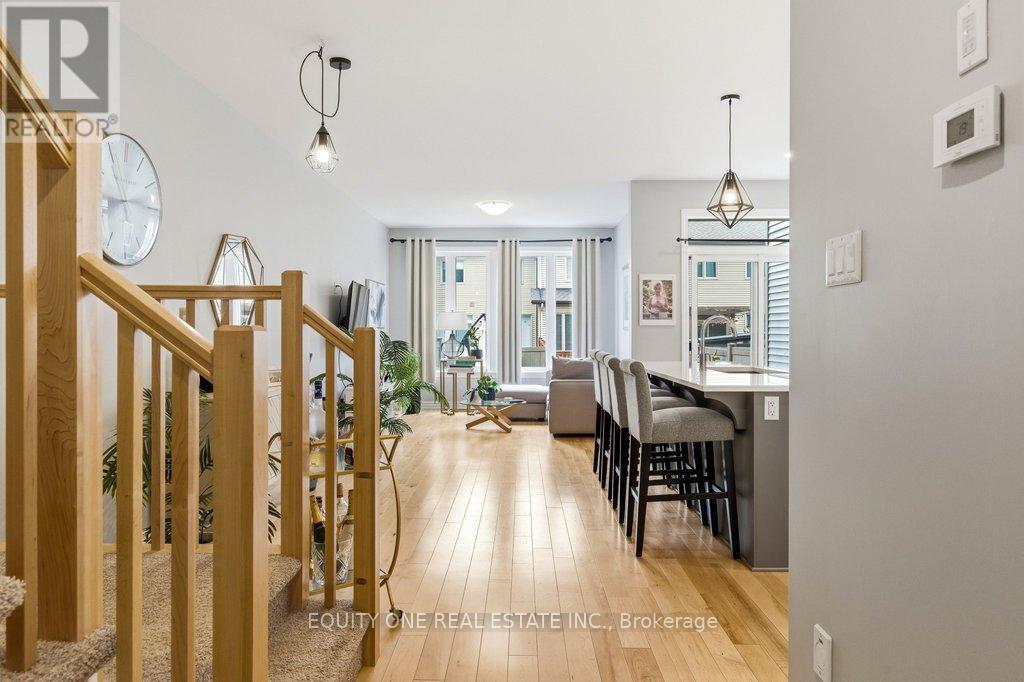 32 DUNCANVILLE STREET - 22