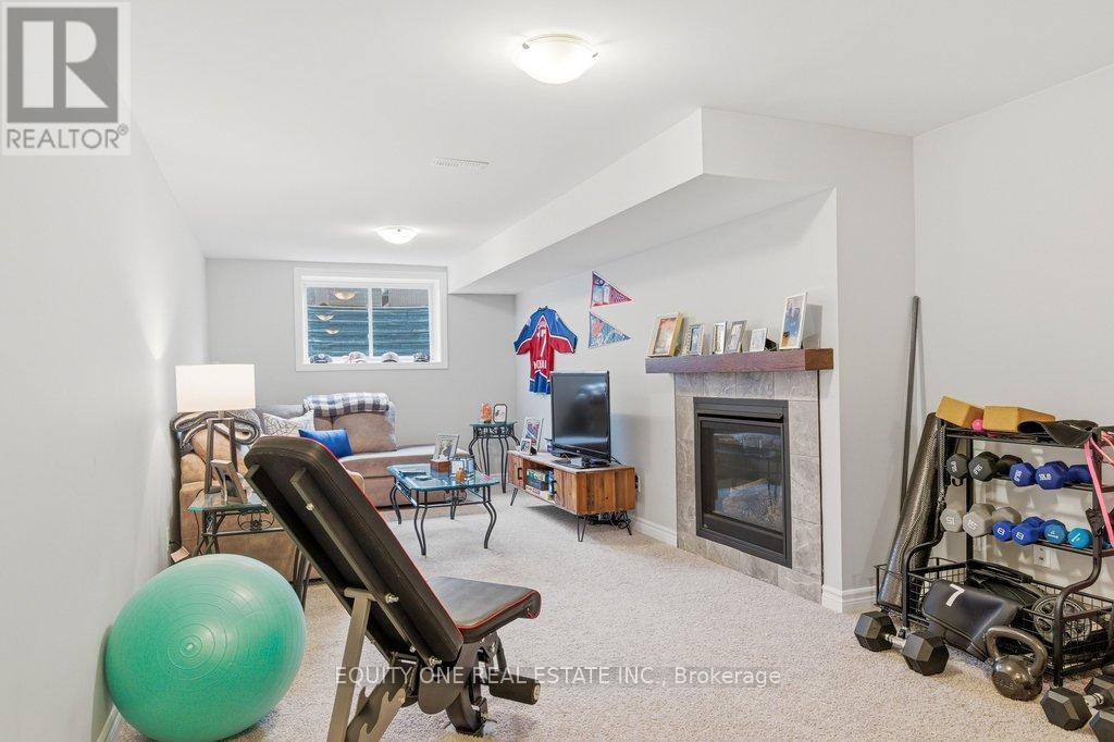 32 DUNCANVILLE STREET - 40