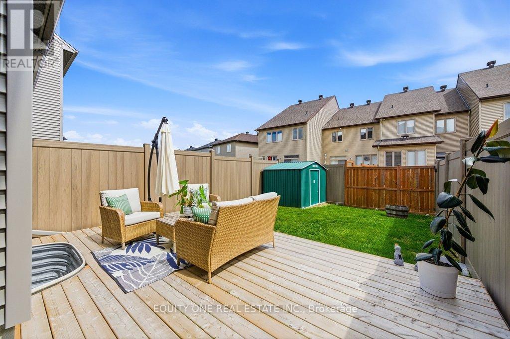 32 DUNCANVILLE STREET - 44