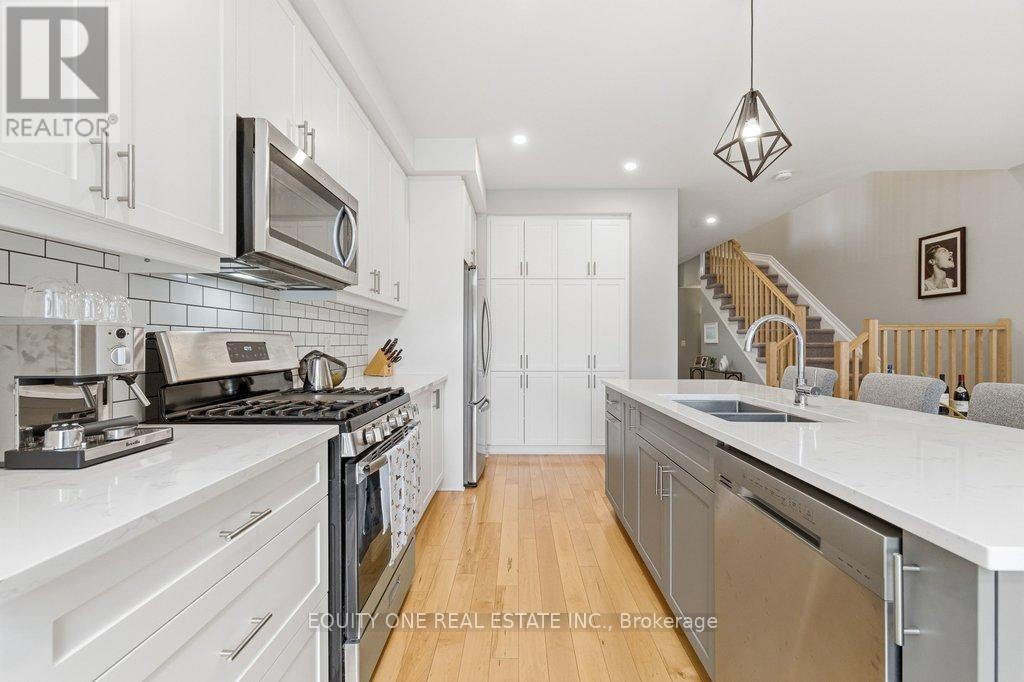 32 DUNCANVILLE STREET - 9