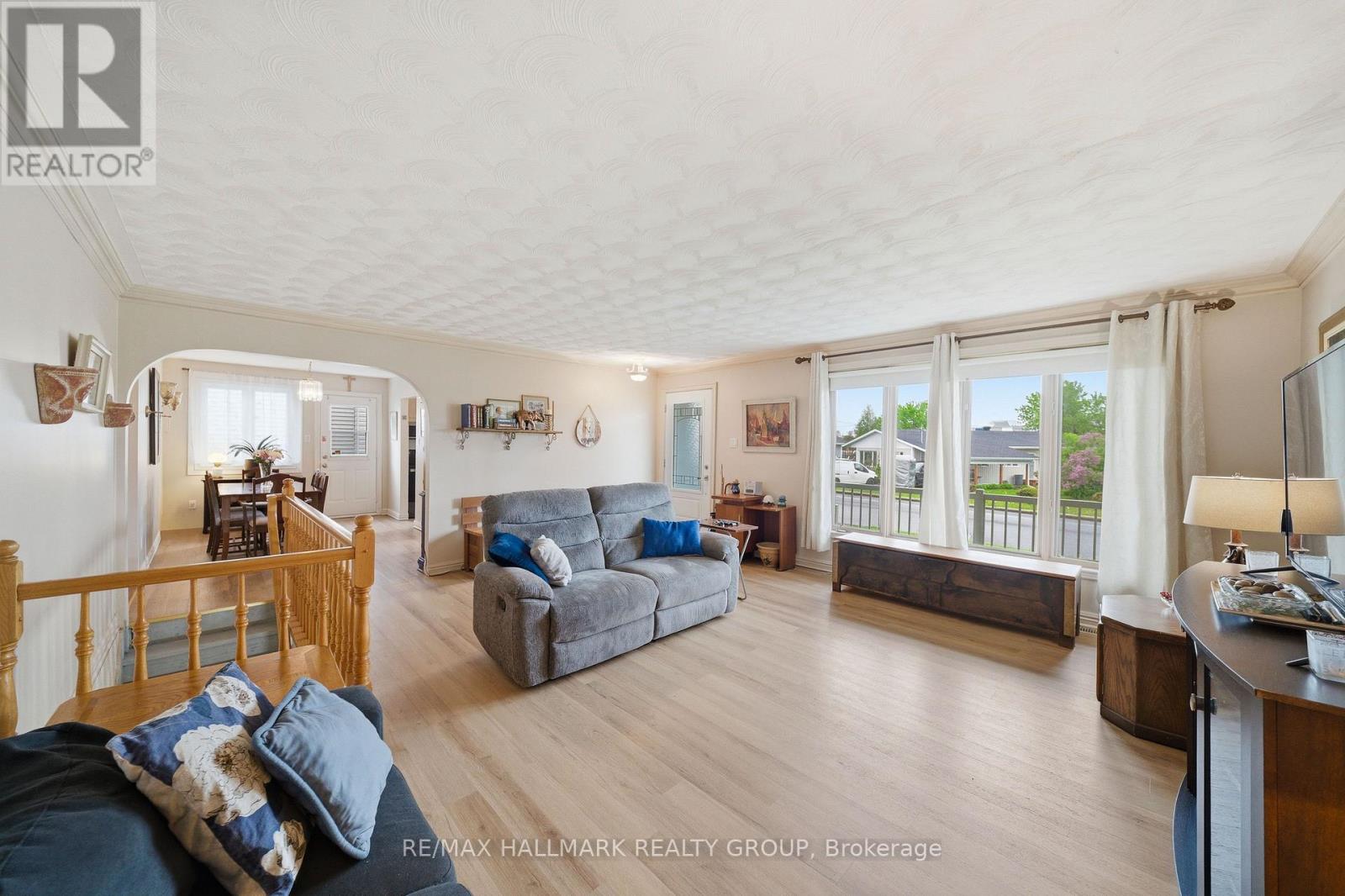 772 LAFLECHE ROAD E - 12