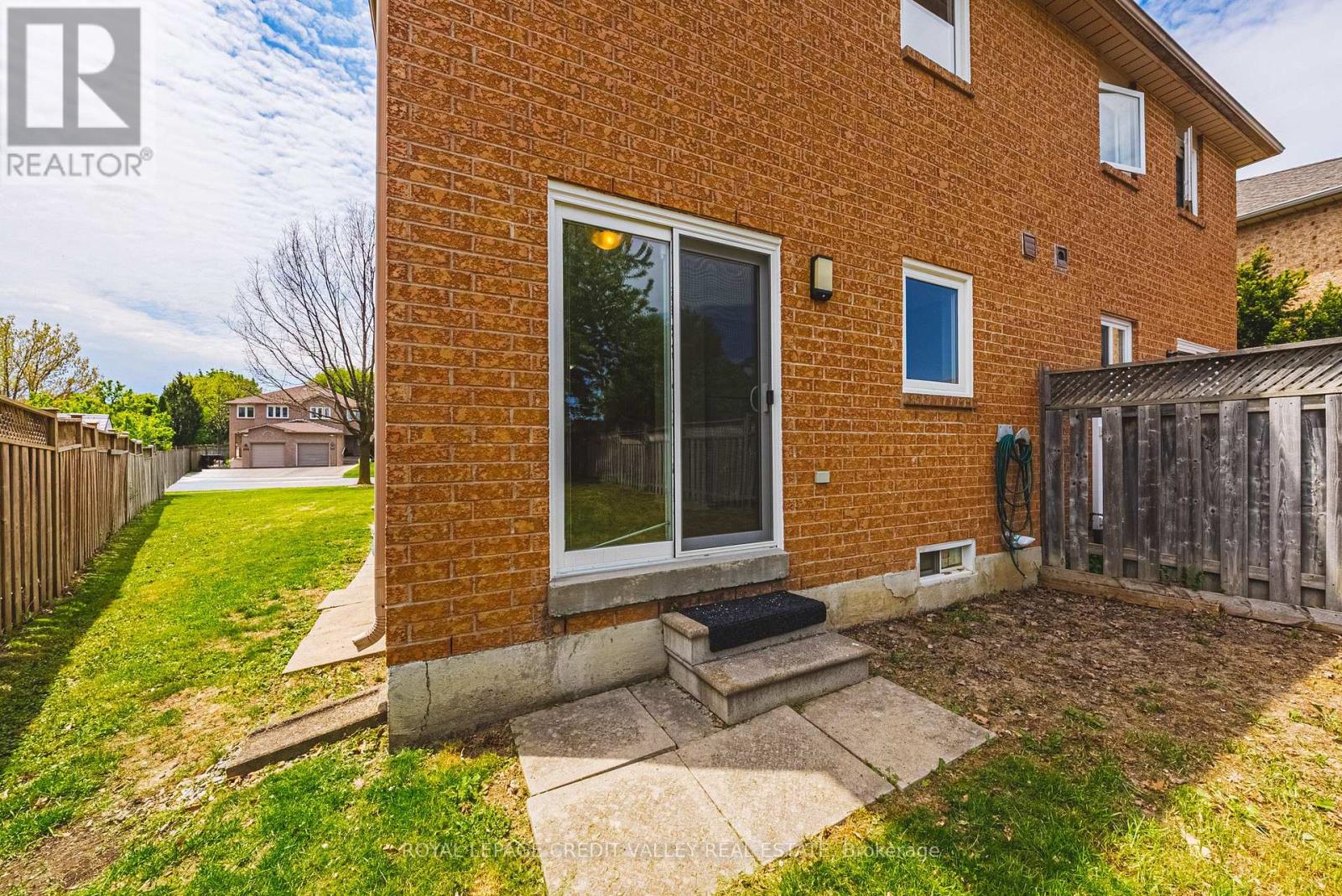 155 SADDLETREE TRAIL - 24