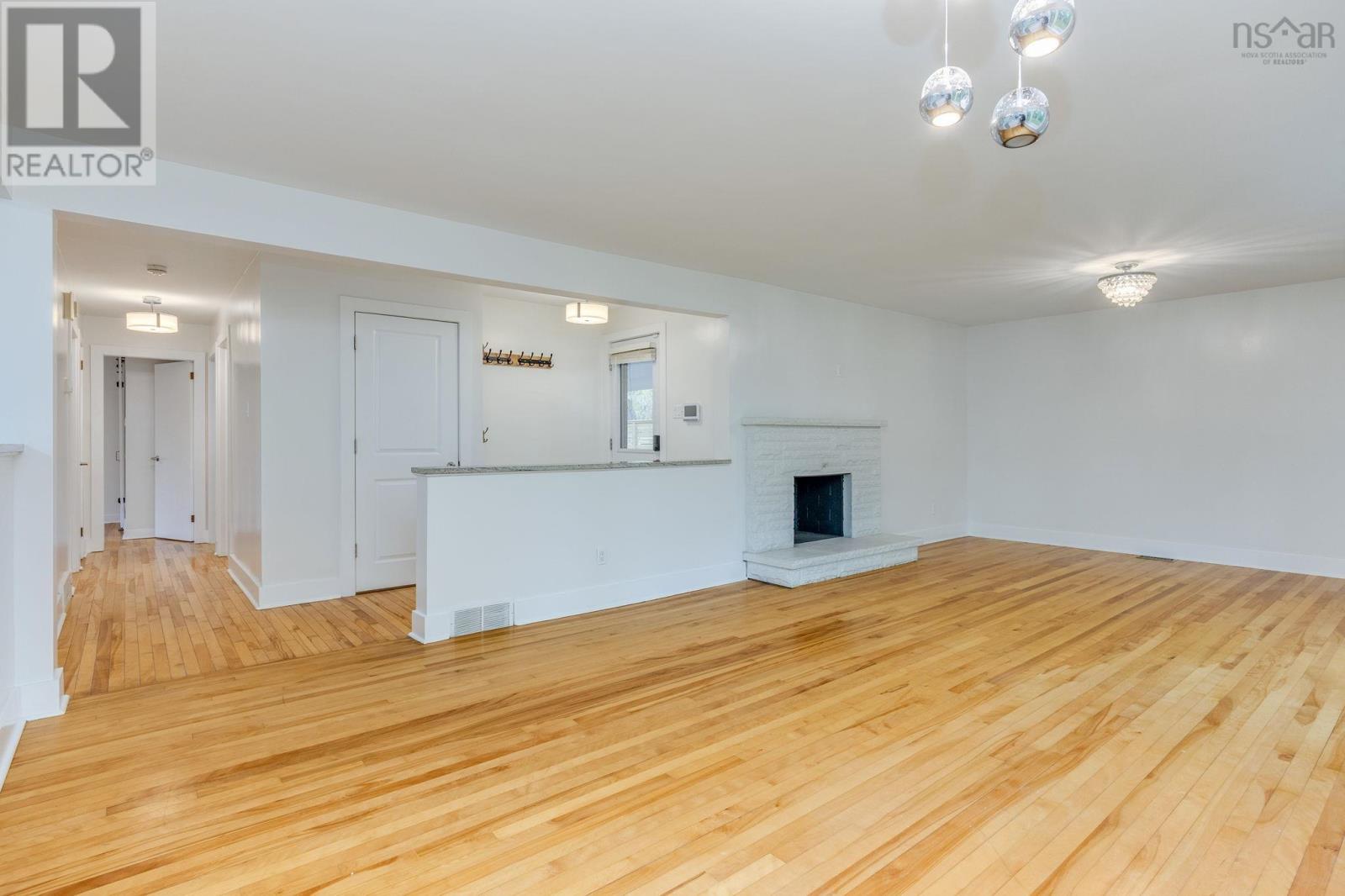 Property 21 of 34 of 33 Southill Drive