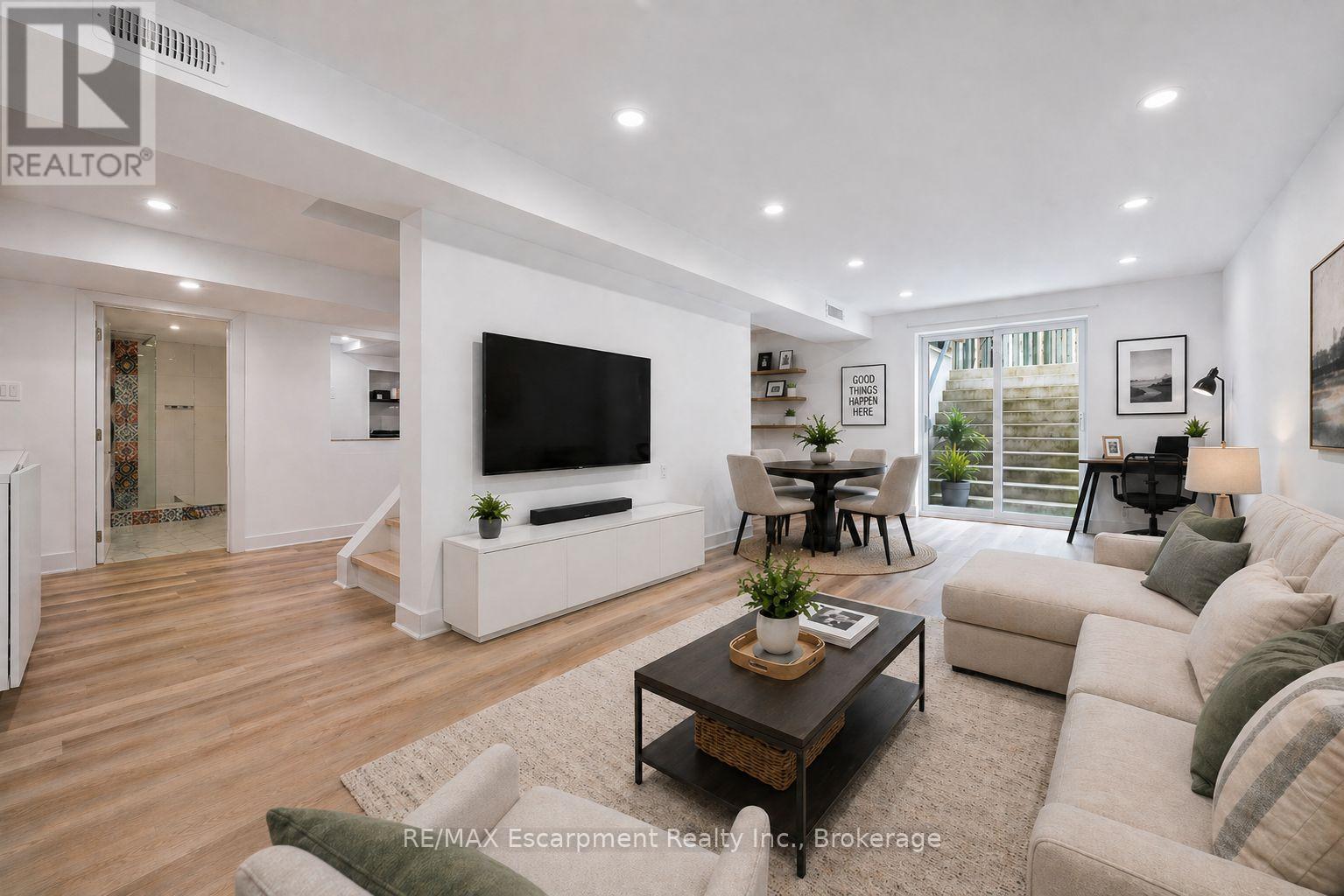 227 MARTINDALE AVENUE - 28