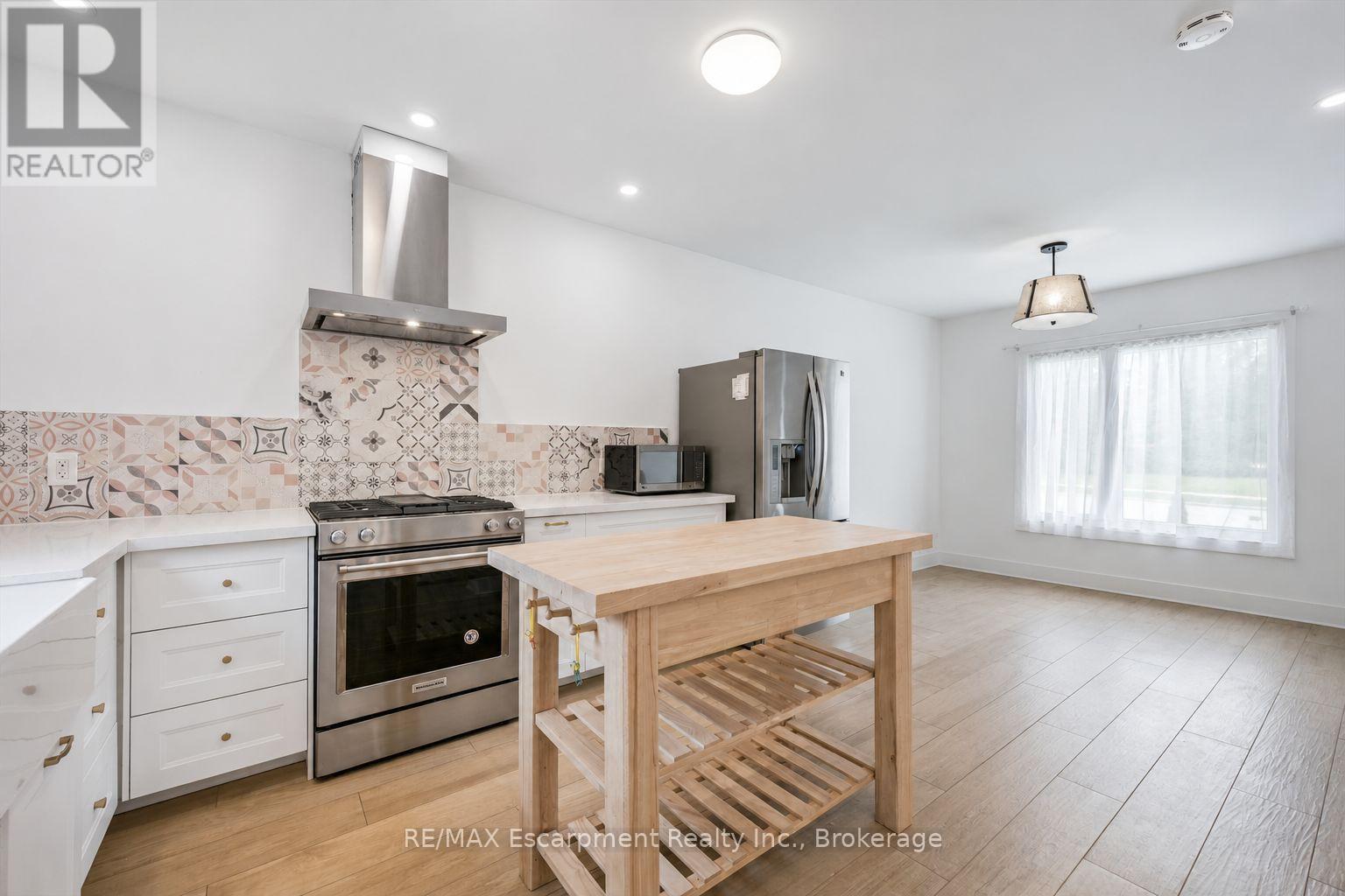 227 MARTINDALE AVENUE - 6