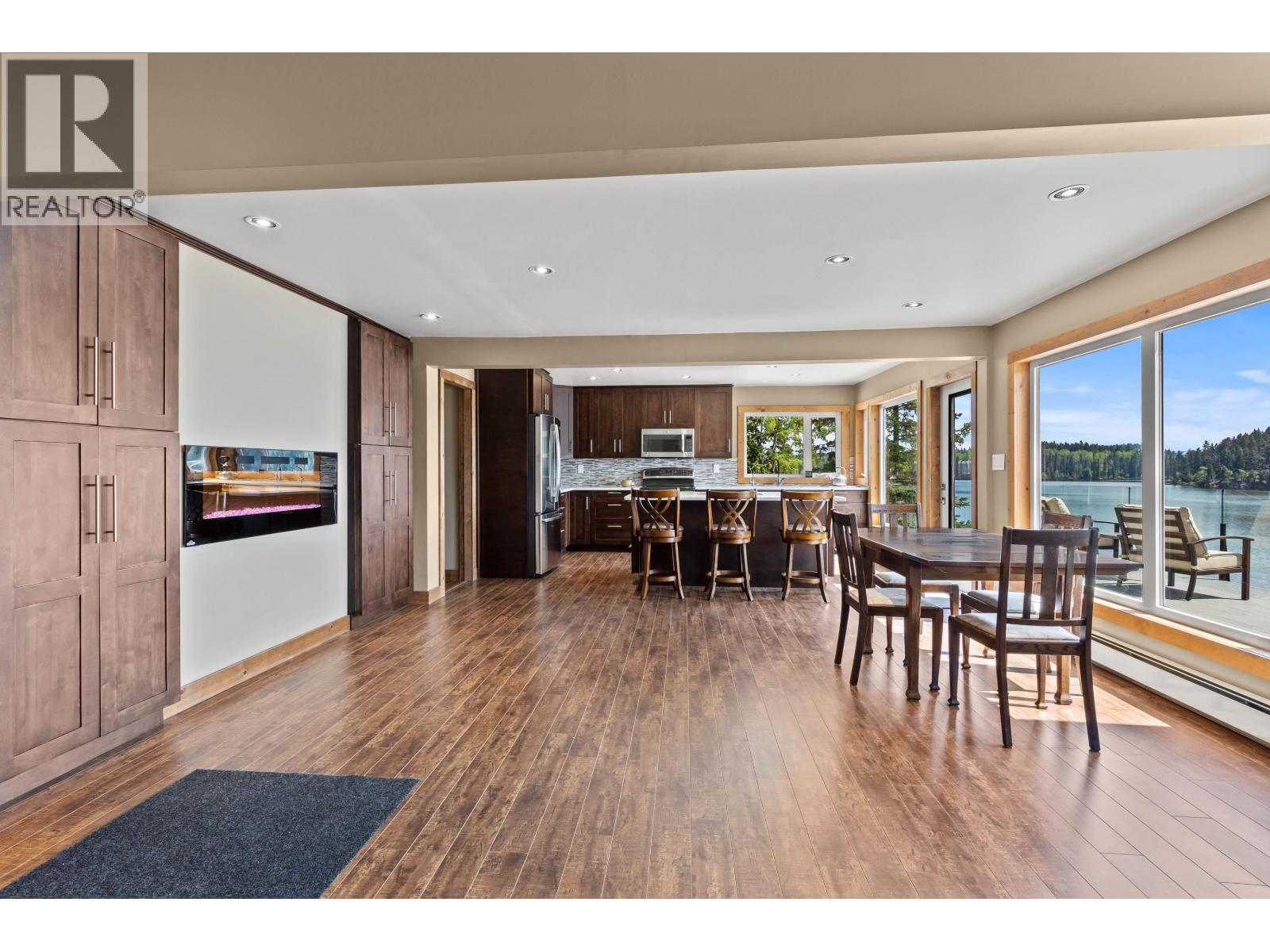 8046 N BRIDGE LAKE ROAD - 5