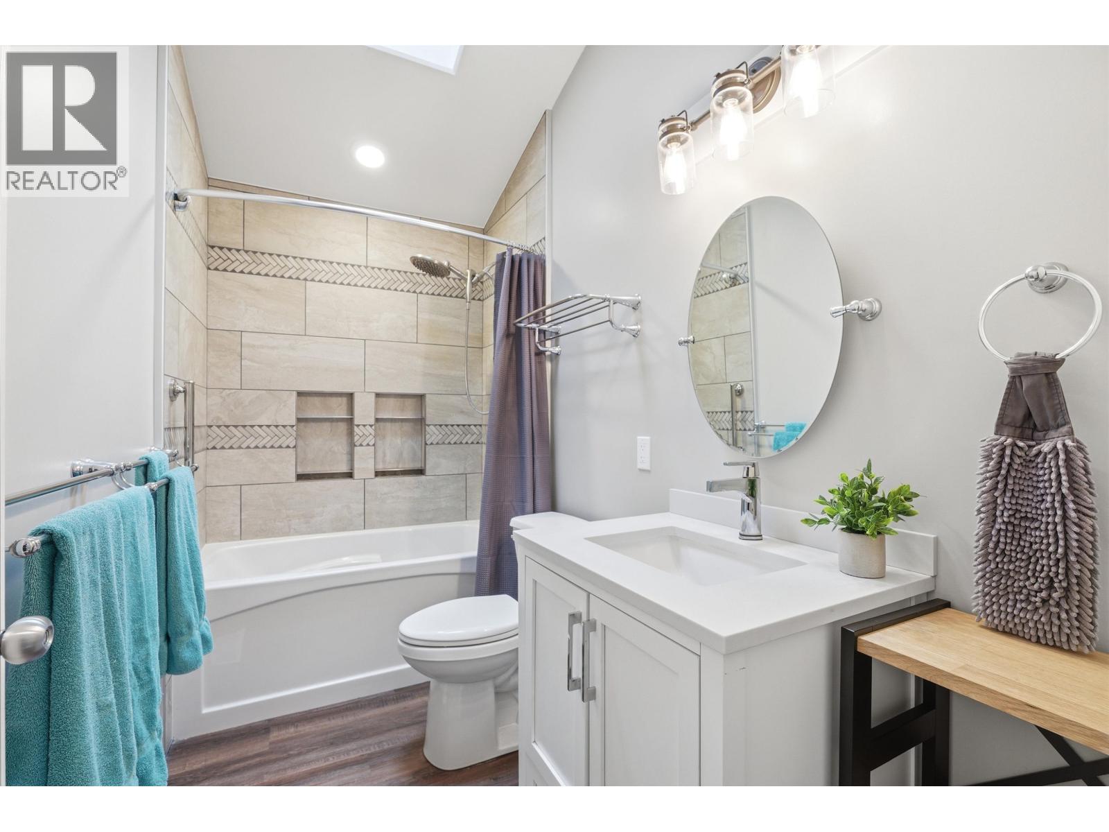 2102 QUARTZ ROAD - 19