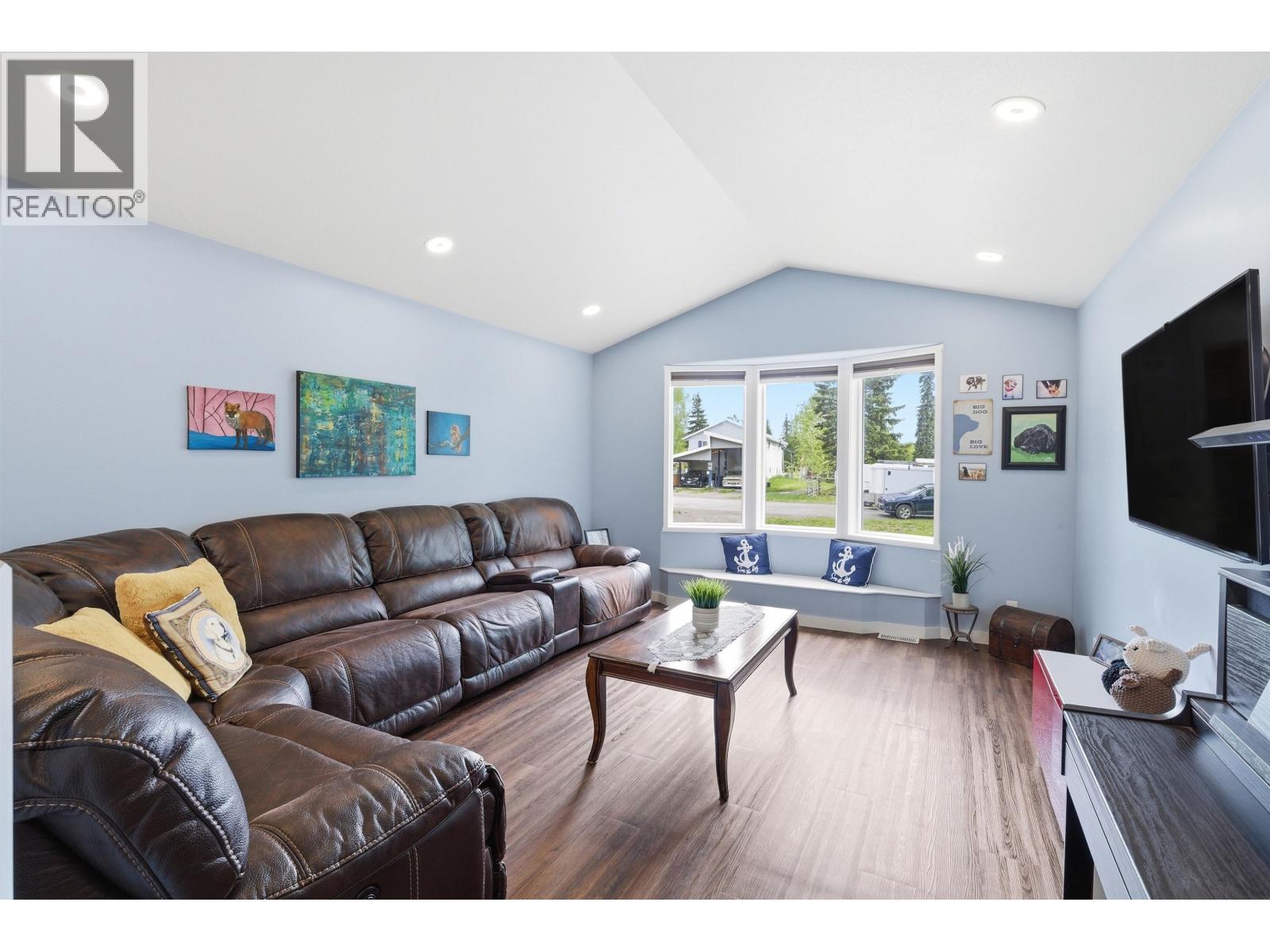 2102 QUARTZ ROAD - 7