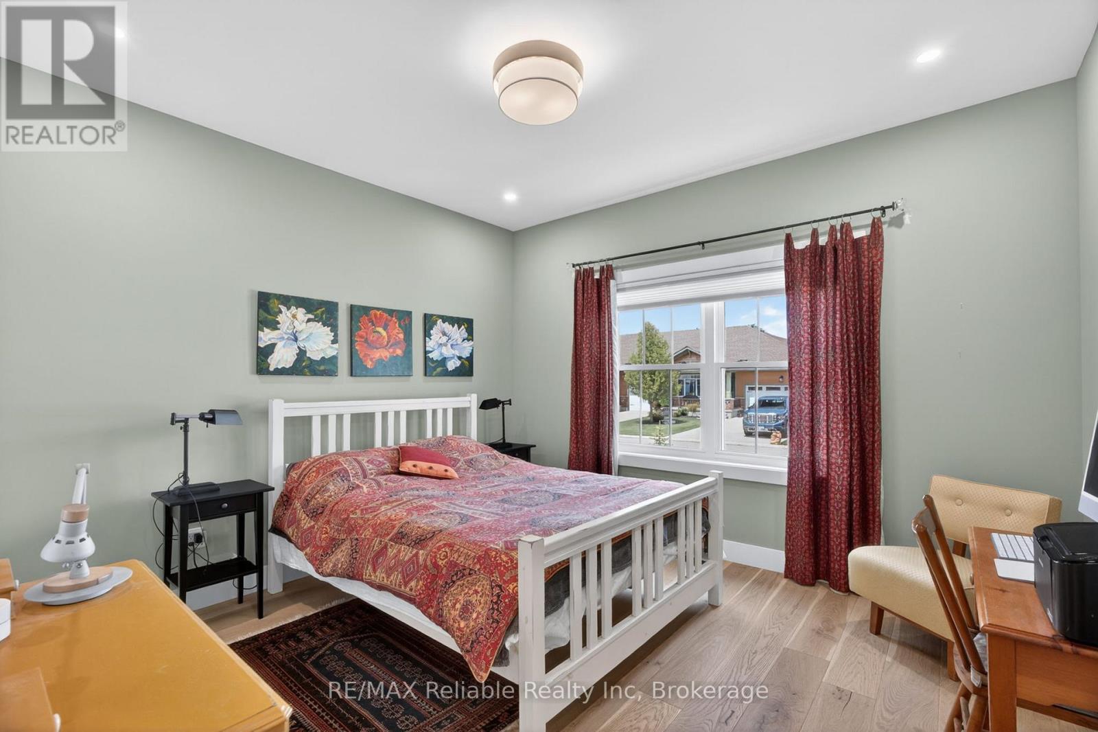 14 THIMBLEWEED DRIVE - 25