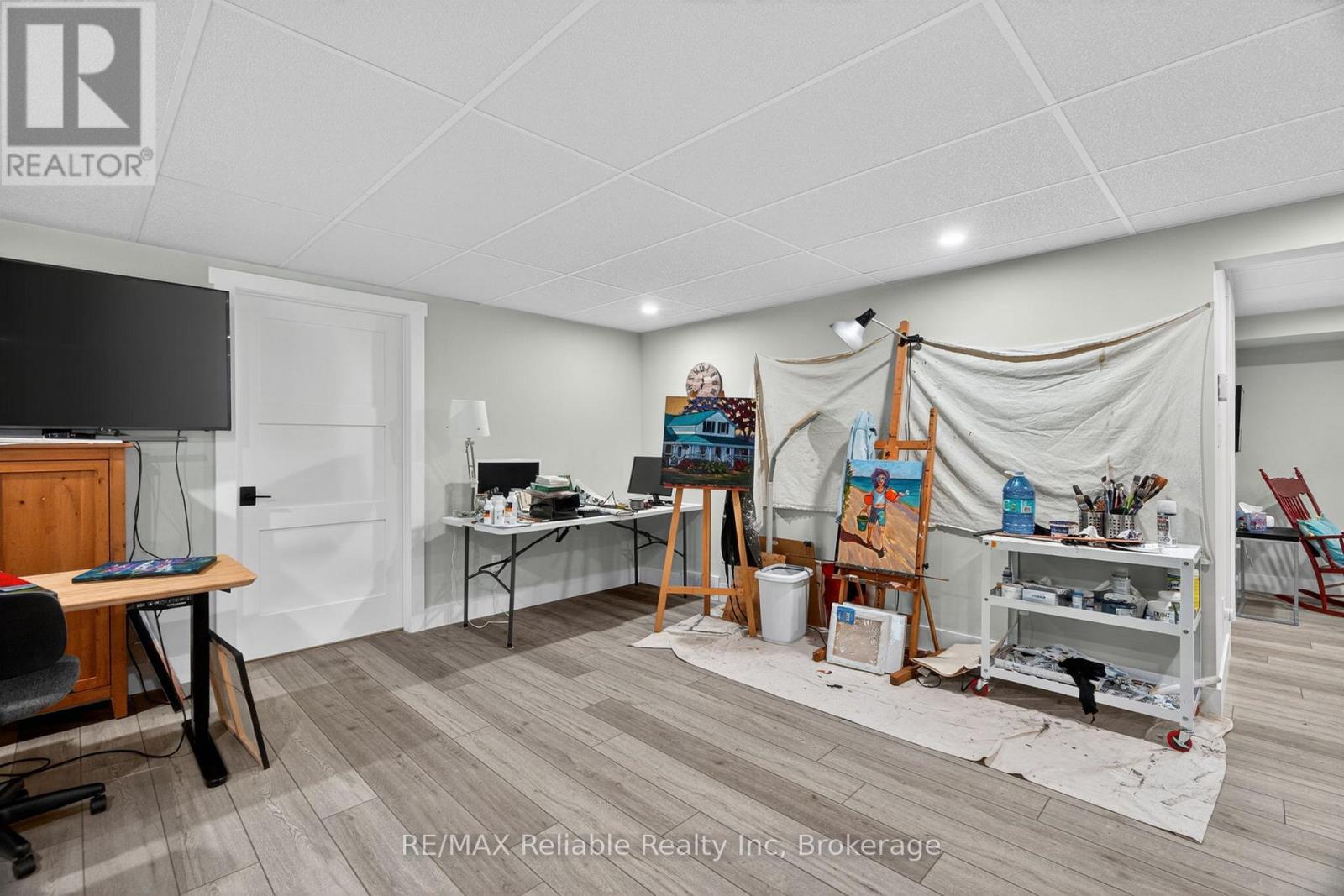 14 THIMBLEWEED DRIVE - 30