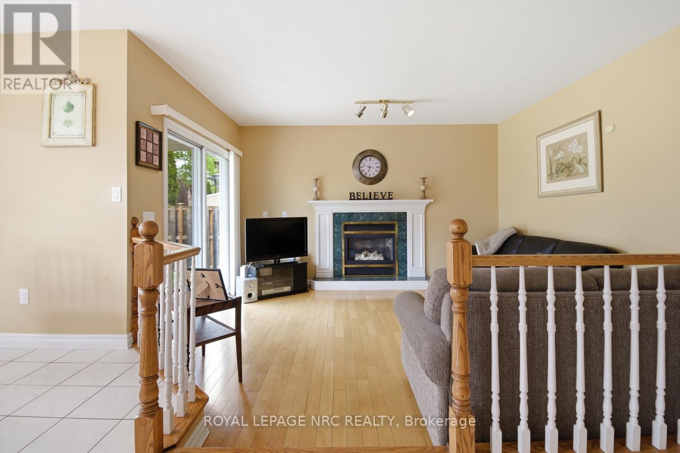 53 VIRGINIA STREET - 16