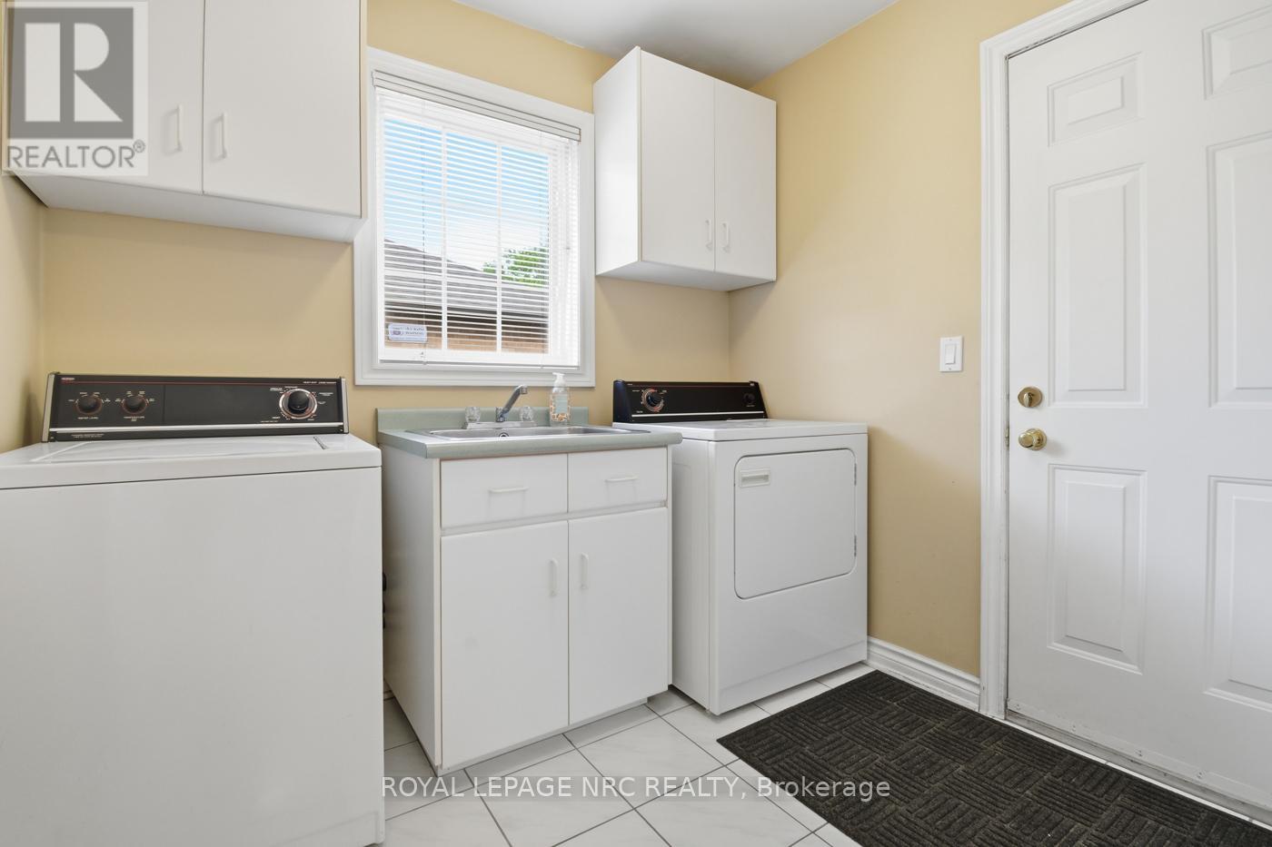53 VIRGINIA STREET - 21