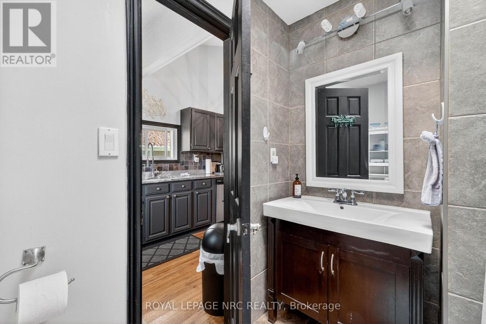 338 DOVERCOURT ROAD - 13