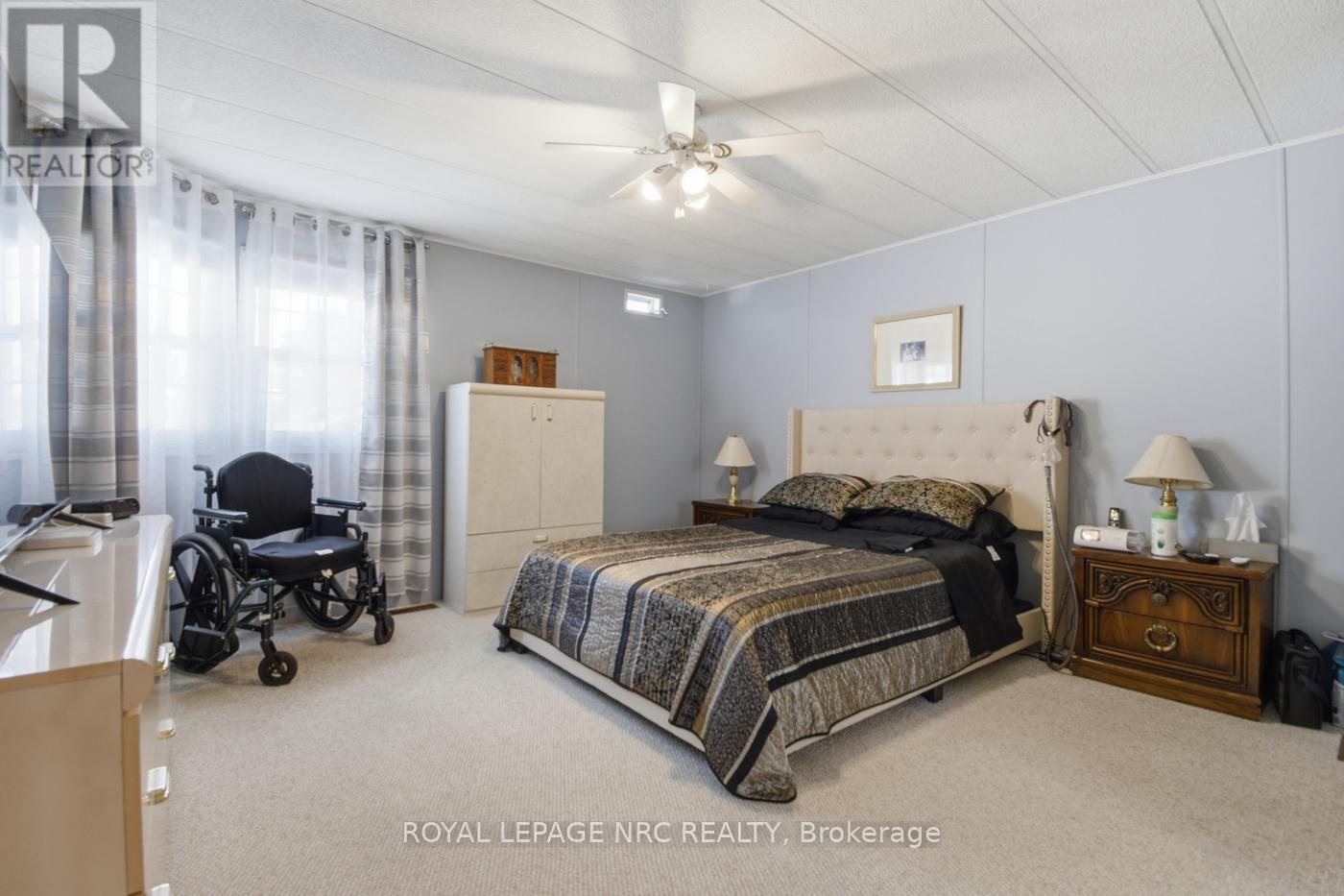 #77 3033 TOWNLINE ROAD - 16