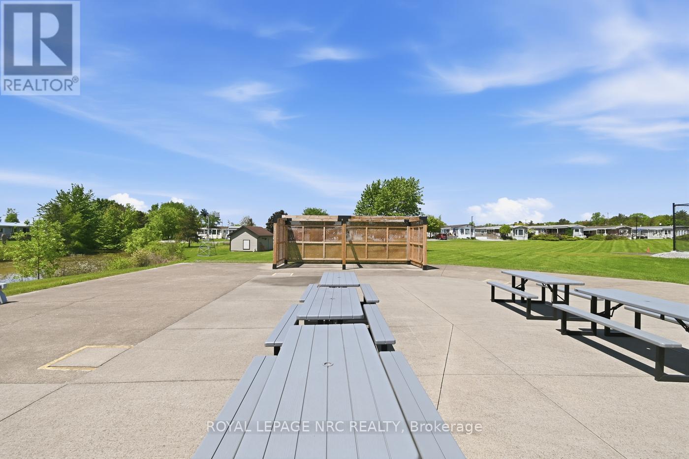 #77 3033 TOWNLINE ROAD - 37