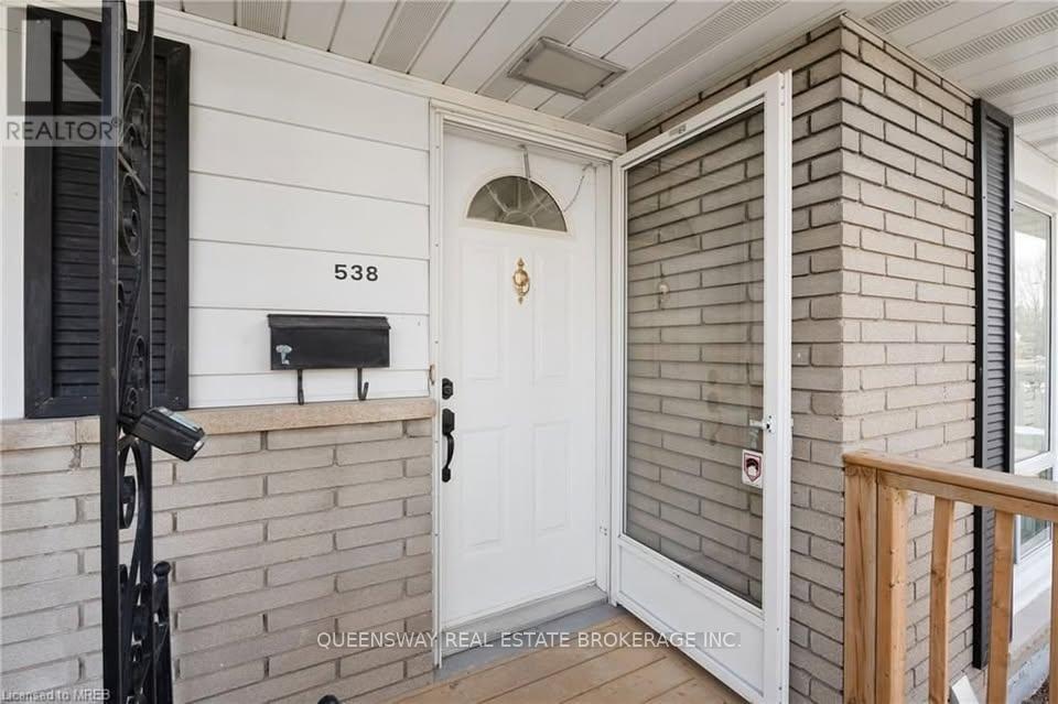MAIN - 538 LLOYD AVENUE