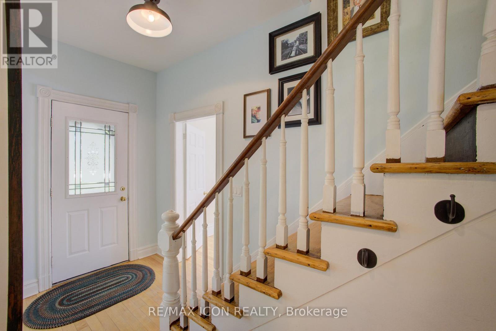 392114 GREY 109 ROAD - 27