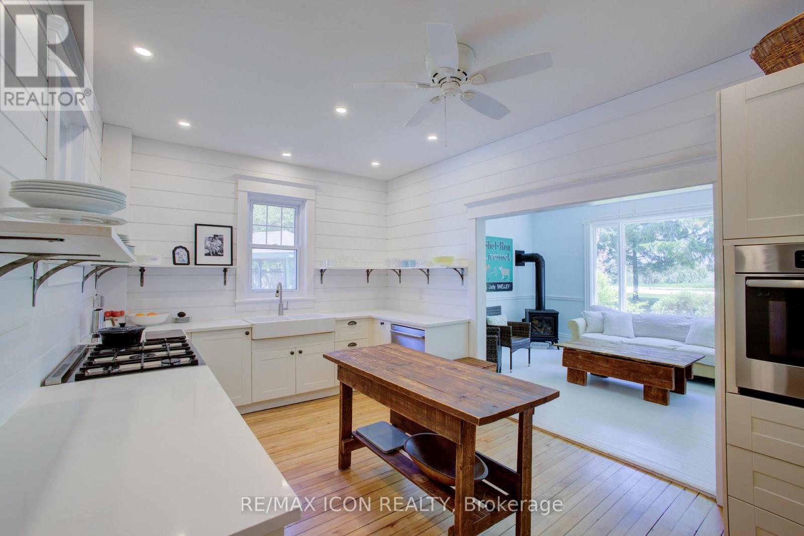 392114 GREY 109 ROAD - 7
