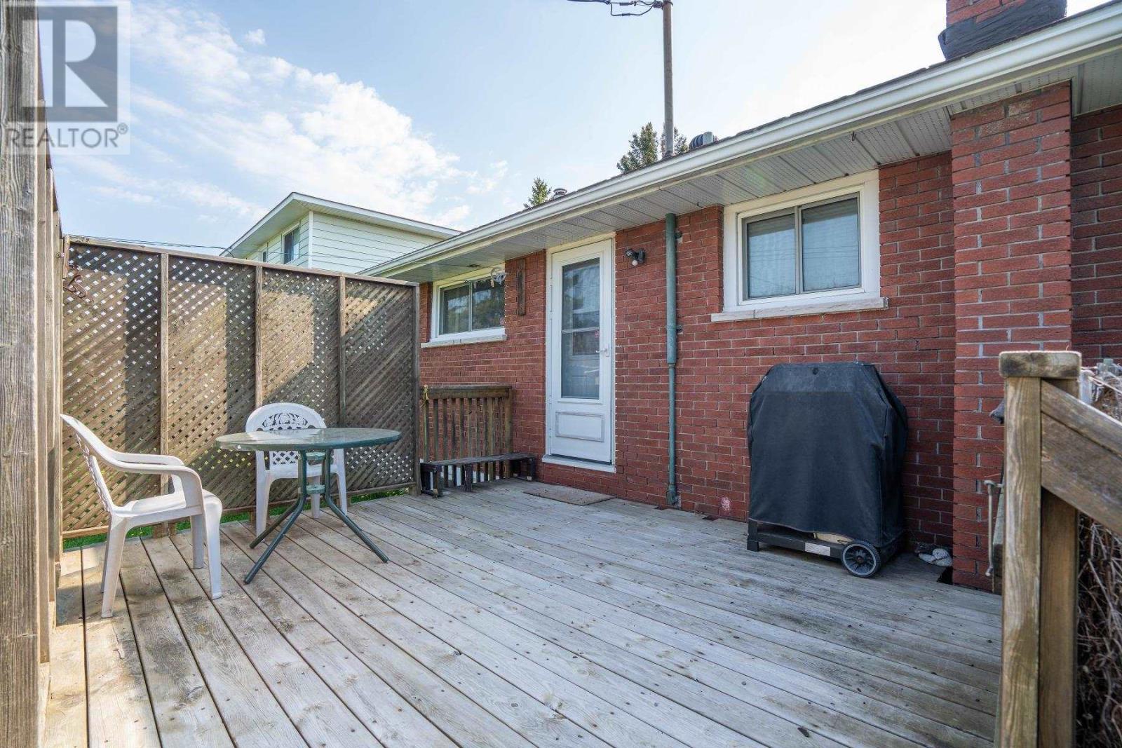 133 Boehmer BLVD - 23