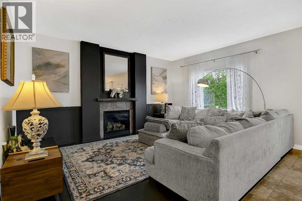 11513 71 Avenue - 4