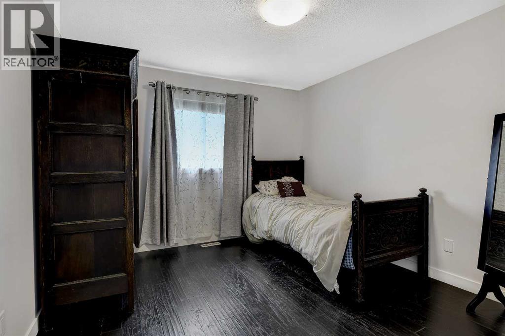 11513 71 Avenue - 25