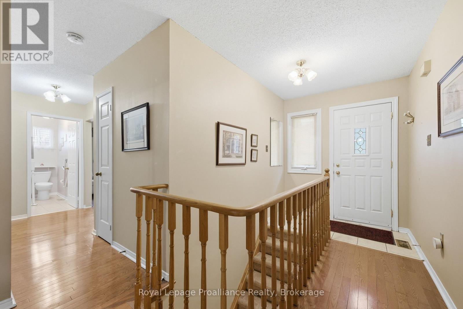 6 DONCASTER CRESCENT - 3