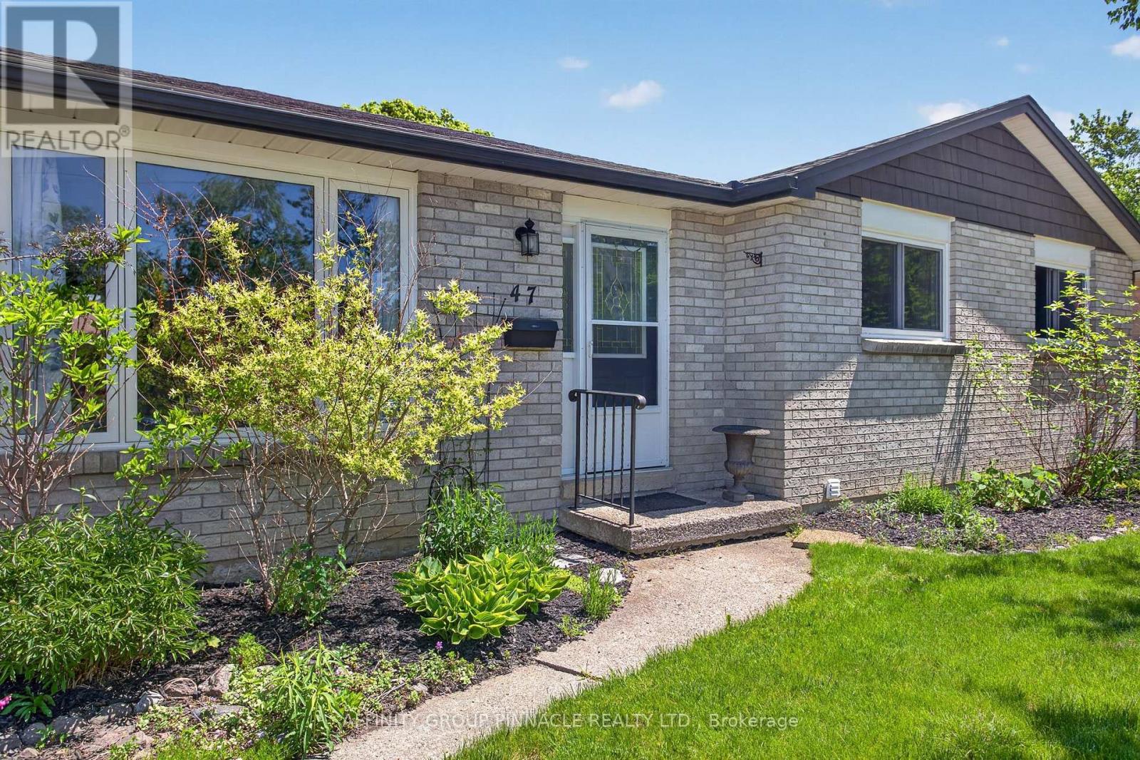 47 BIRCH COURT - 3