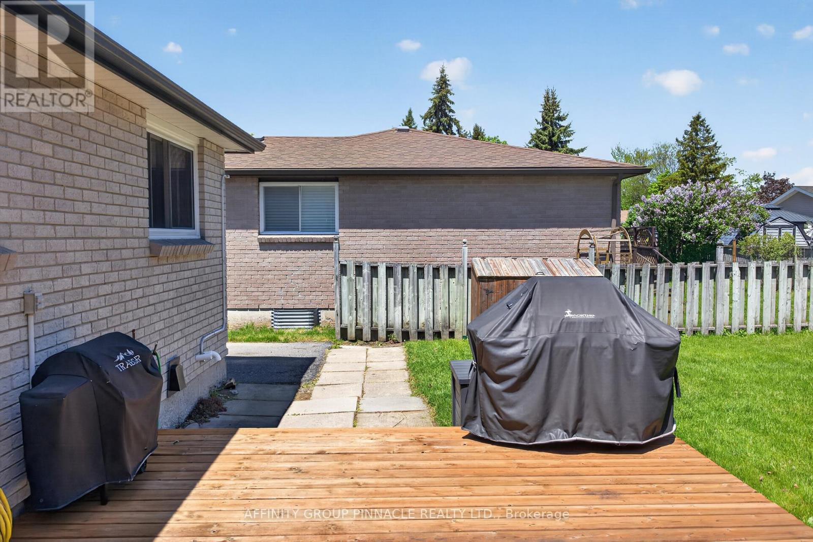 47 BIRCH COURT - 32