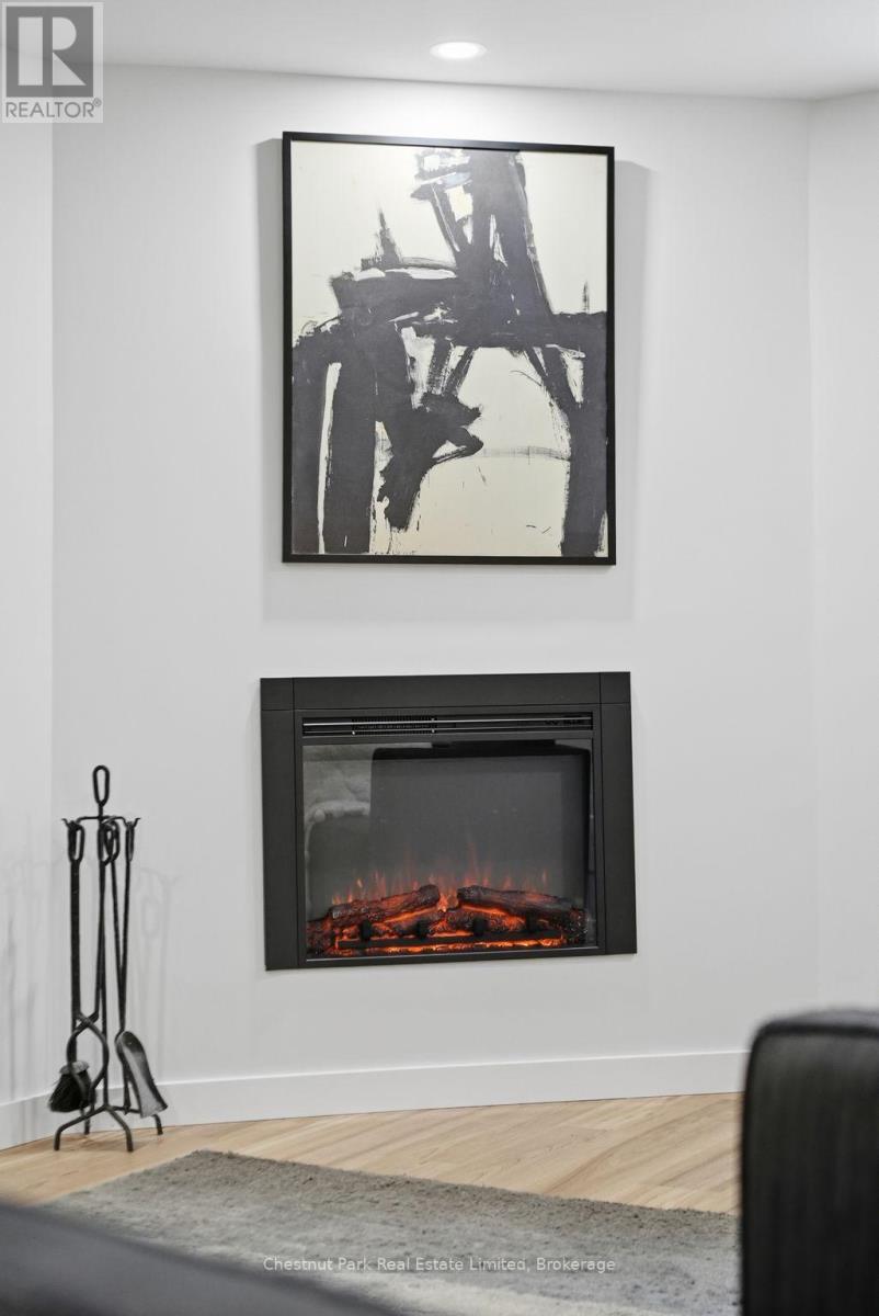 16 JANE STREET - 33