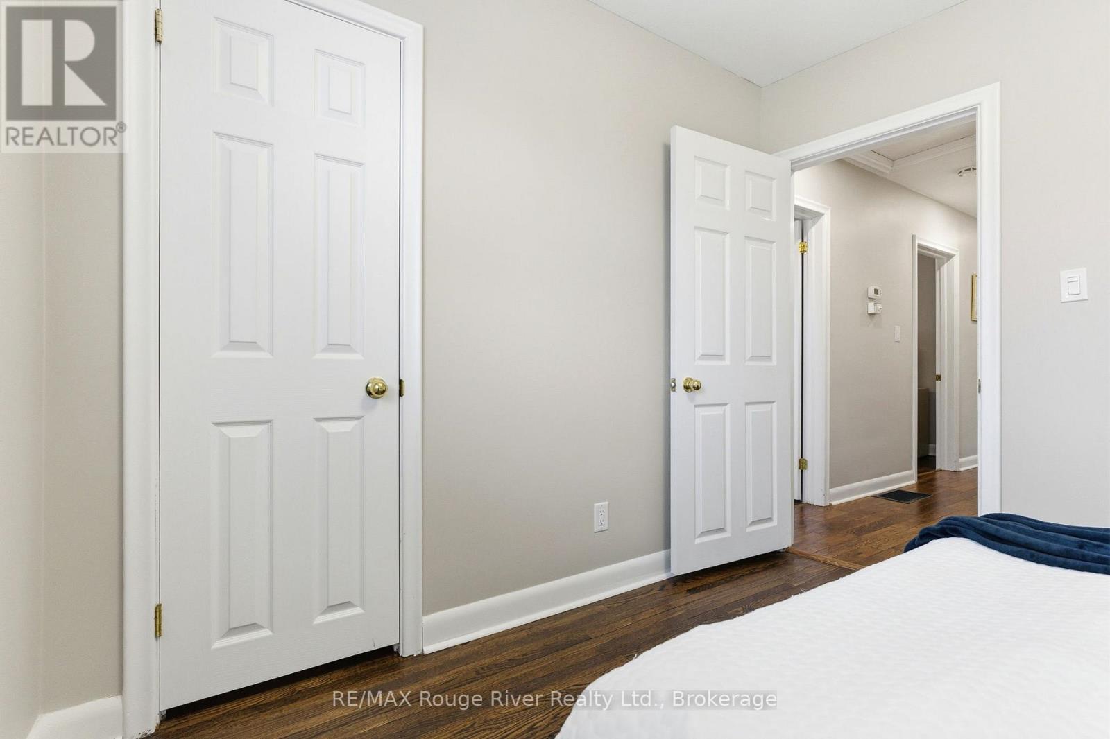 577 SINCLAIR STREET - 30
