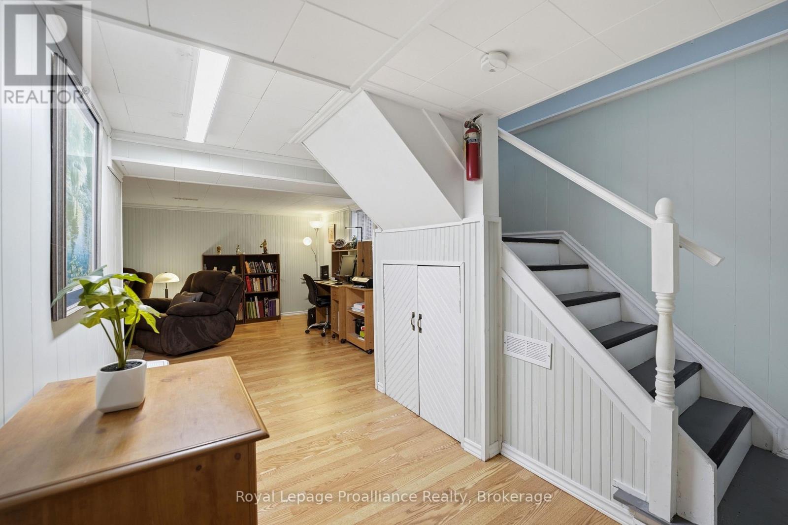 143 AVONDALE ROAD - 22