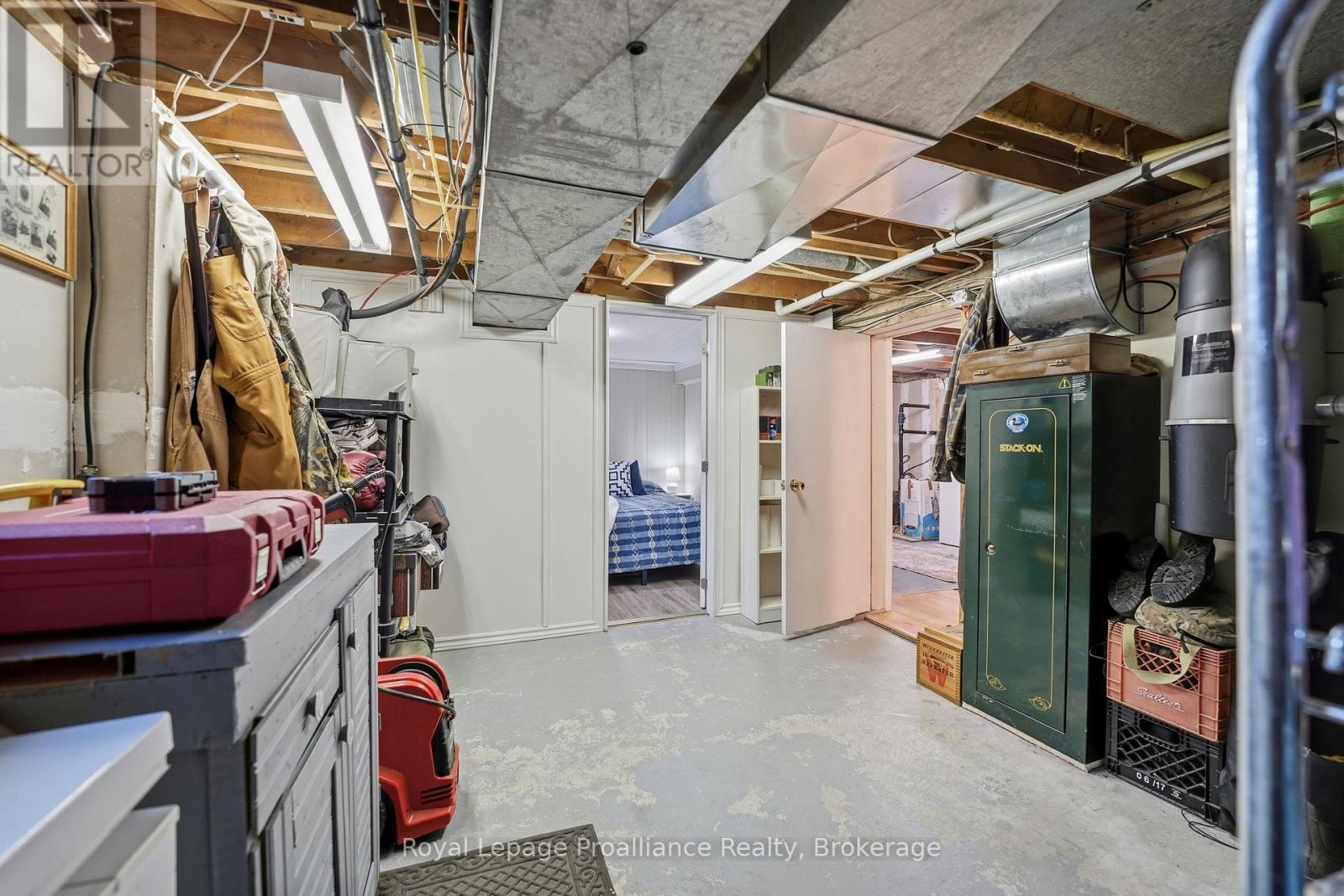 143 AVONDALE ROAD - 29