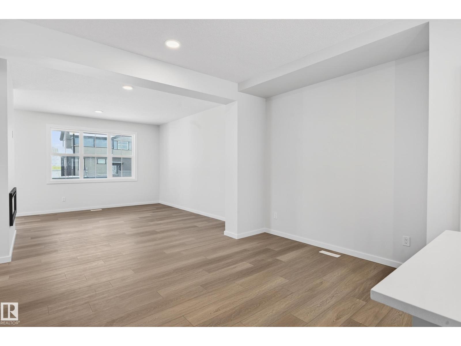 17203 3 ST NW - 14