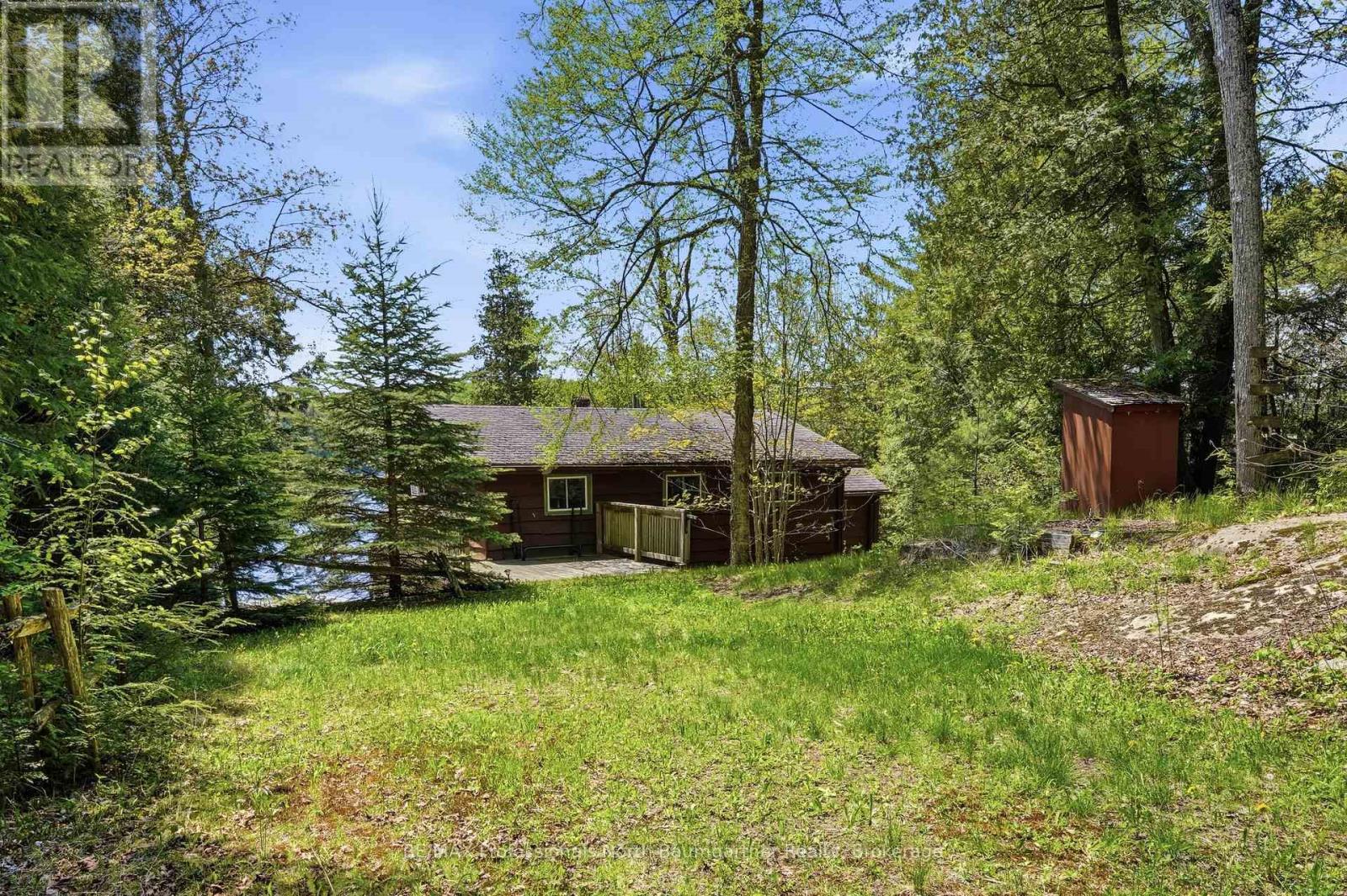 1320 LITTLE STRAGGLE LAKE DRIVE - Image 2