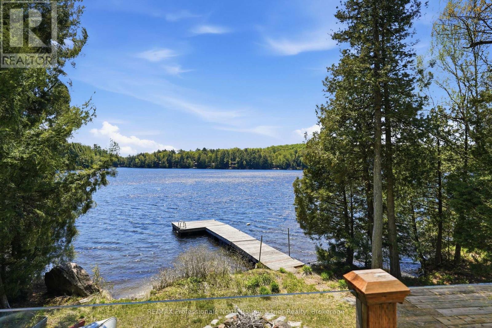 1320 LITTLE STRAGGLE LAKE DRIVE - 34