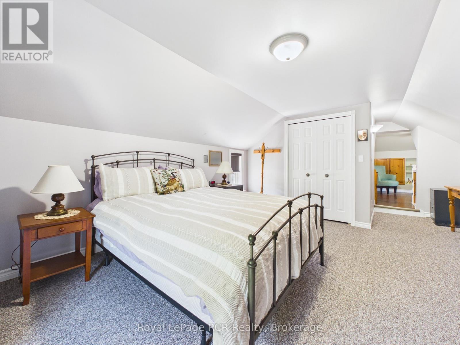 232 WILLIAM STREET - 24