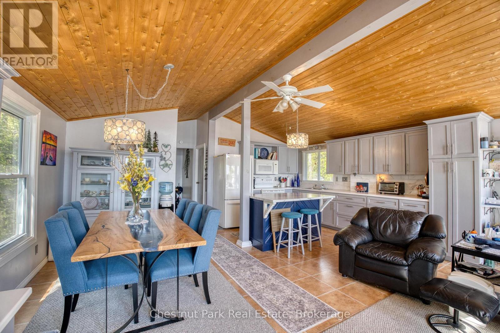 156 MILLER LAKE SHORE ROAD - 5
