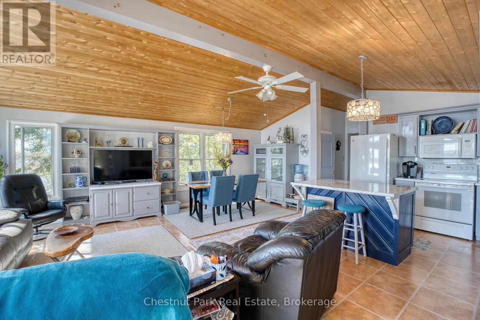 156 MILLER LAKE SHORE ROAD - 6