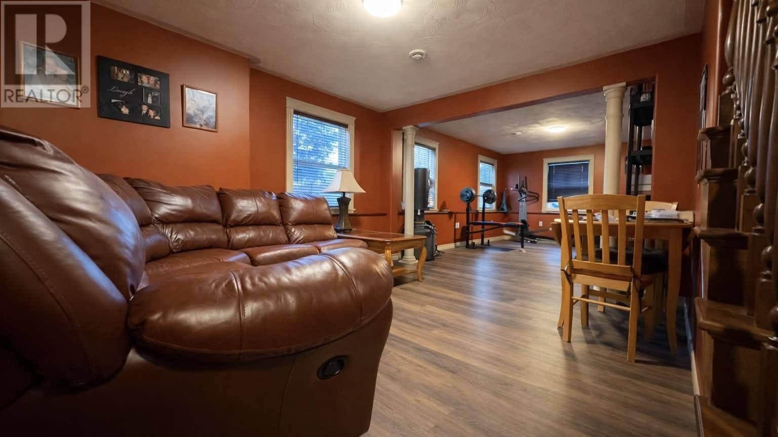 71 REBECCA DRIVE - 24